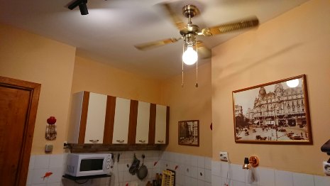 Ventilador cocina estudio Amzei centro historico Bucarest alquiler corto plazo